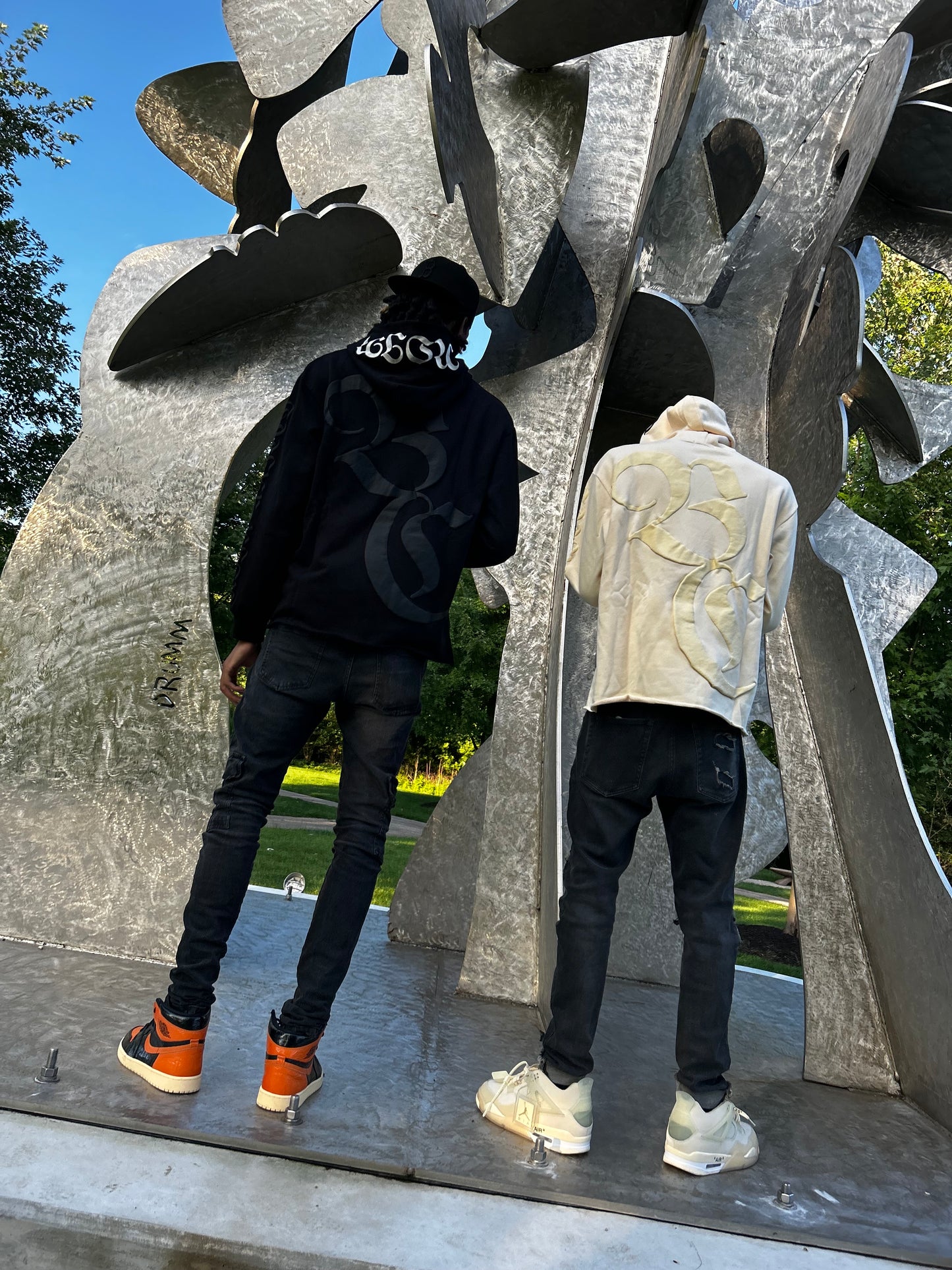 Cropped “NOIR” Hoodies