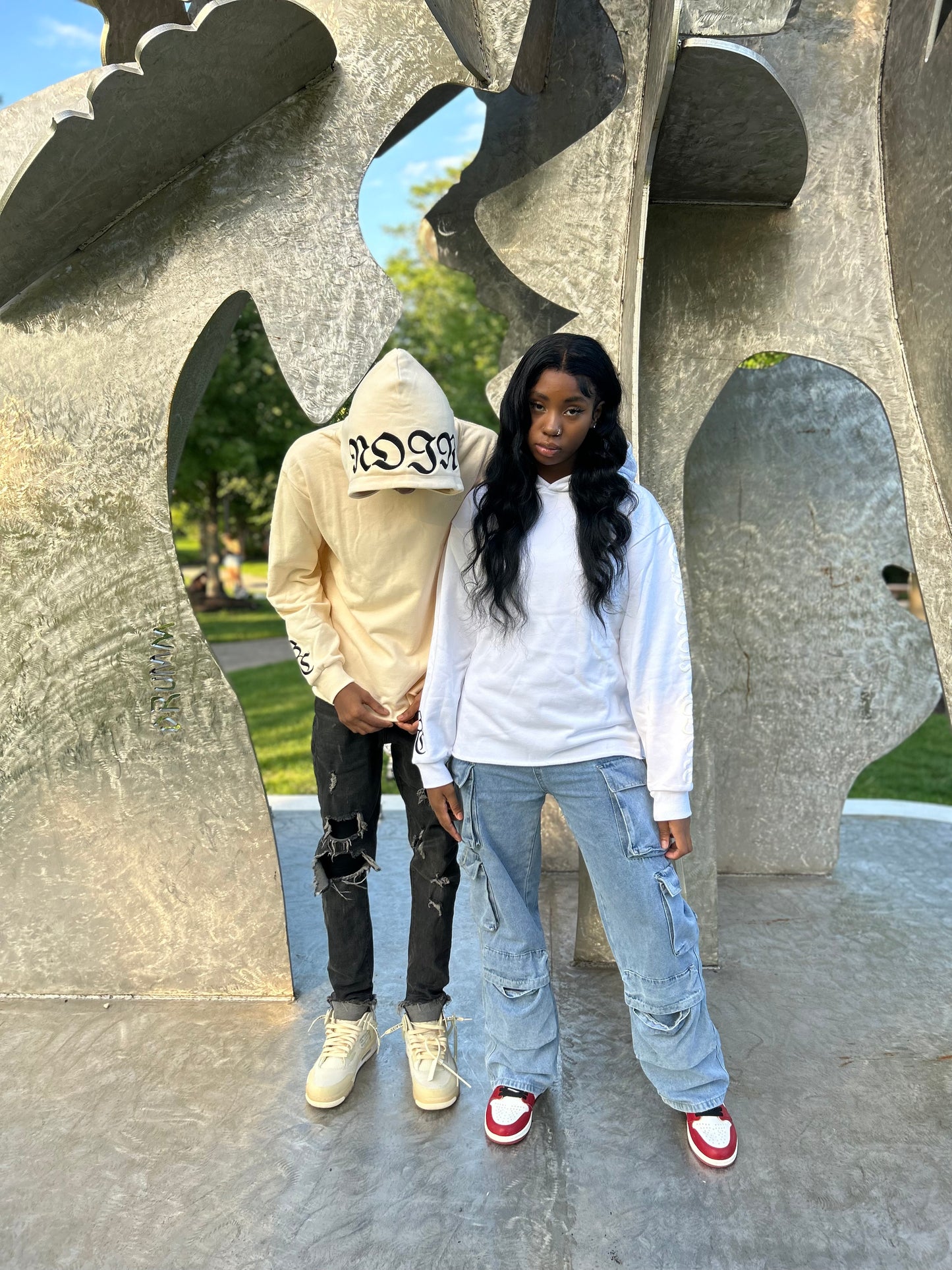 Cropped “NOIR” Hoodies
